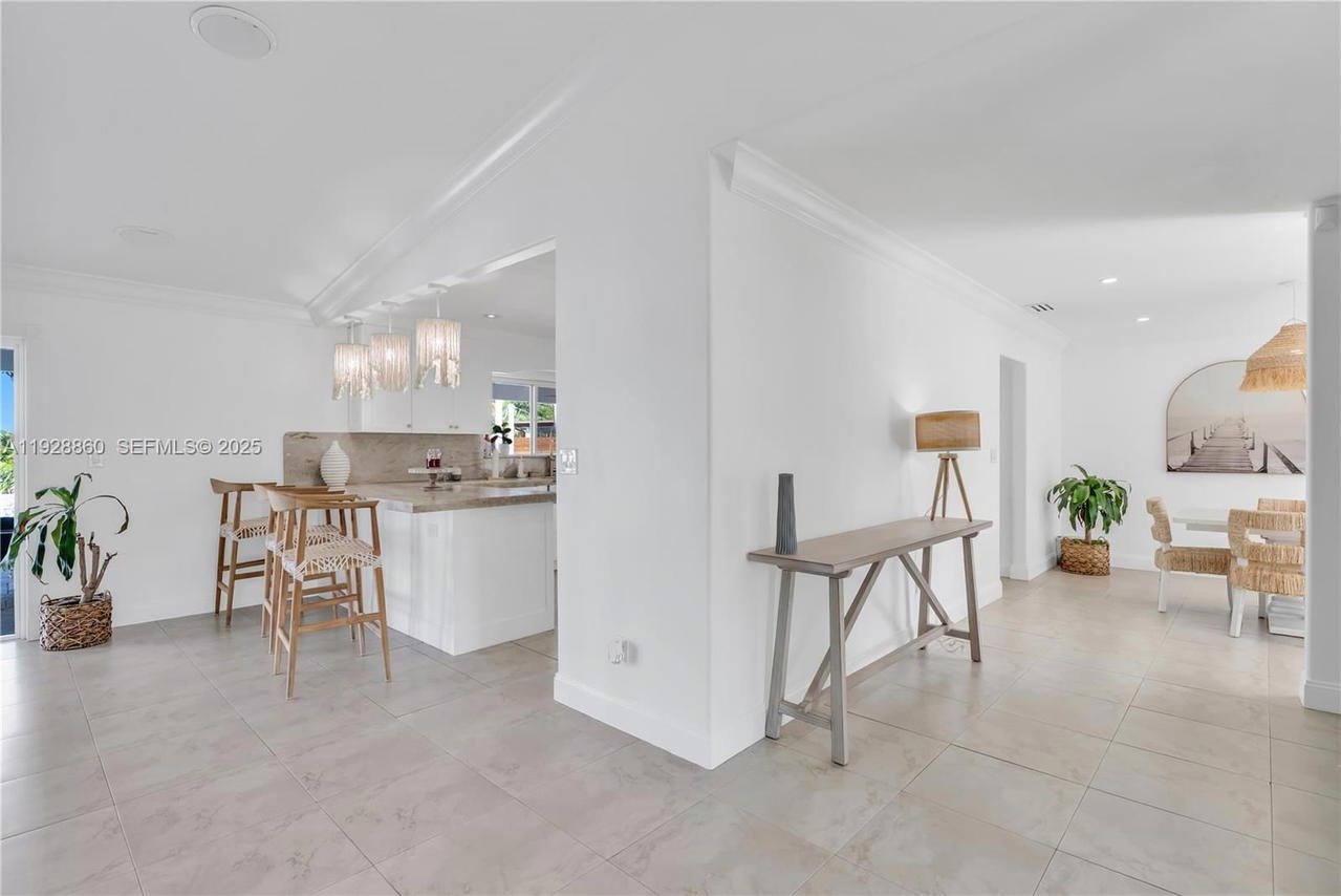 Real estate property located at 15151 164th Ter, Miami-dade, Kings Grove, Miami, FL