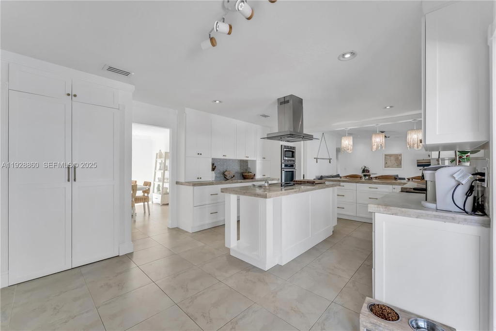 Real estate property located at 15151 164th Ter, Miami-dade, Kings Grove, Miami, FL