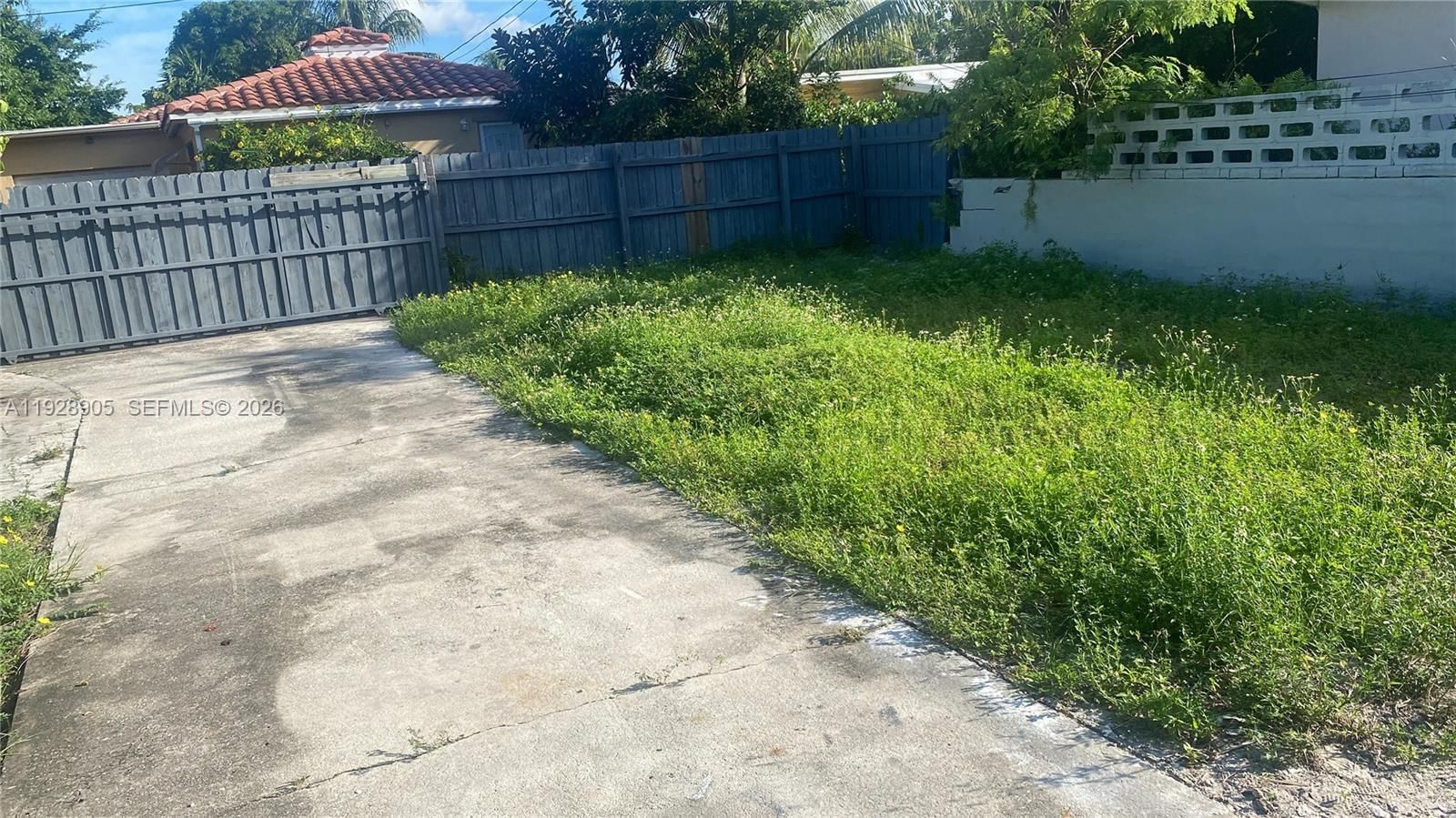 Real estate property located at 1947 Garfield St, Broward, North Hollywood, Hollywood, FL