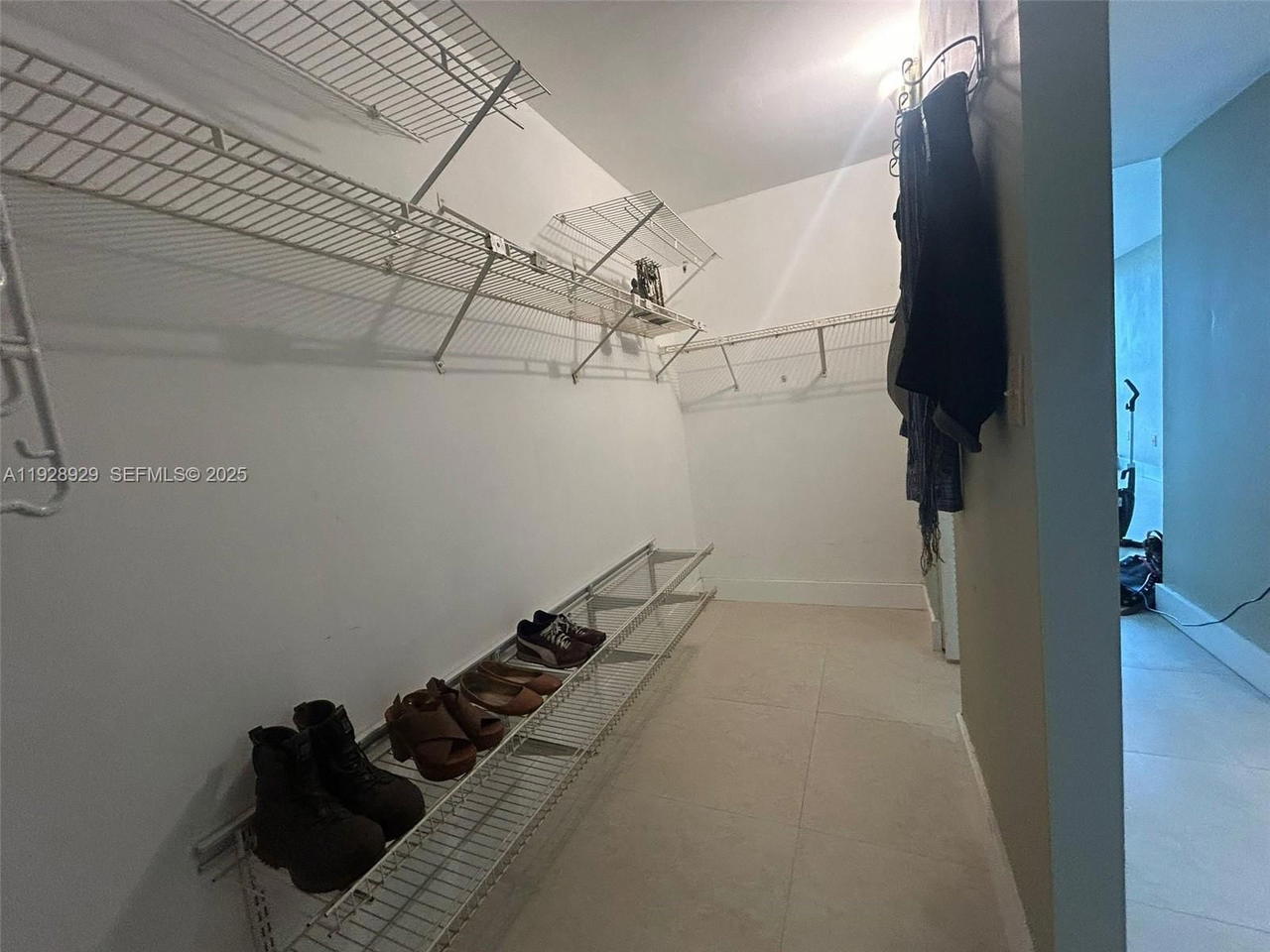Real estate property located at 1450 Brickell Bay Dr #1706, Miami-dade, Costa Bella Condo, Miami, FL