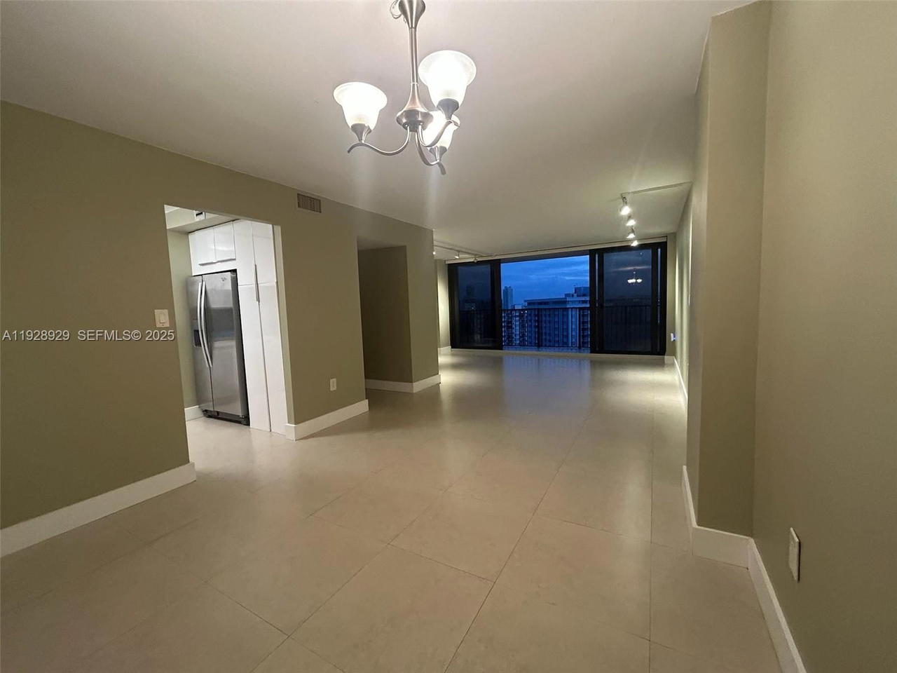 Real estate property located at 1450 Brickell Bay Dr #1706, Miami-dade, Costa Bella Condo, Miami, FL
