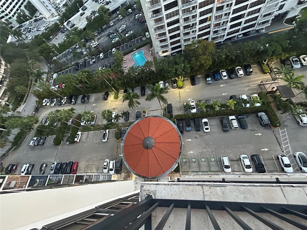 Real estate property located at 1450 Brickell Bay Dr #1706, Miami-dade, Costa Bella Condo, Miami, FL