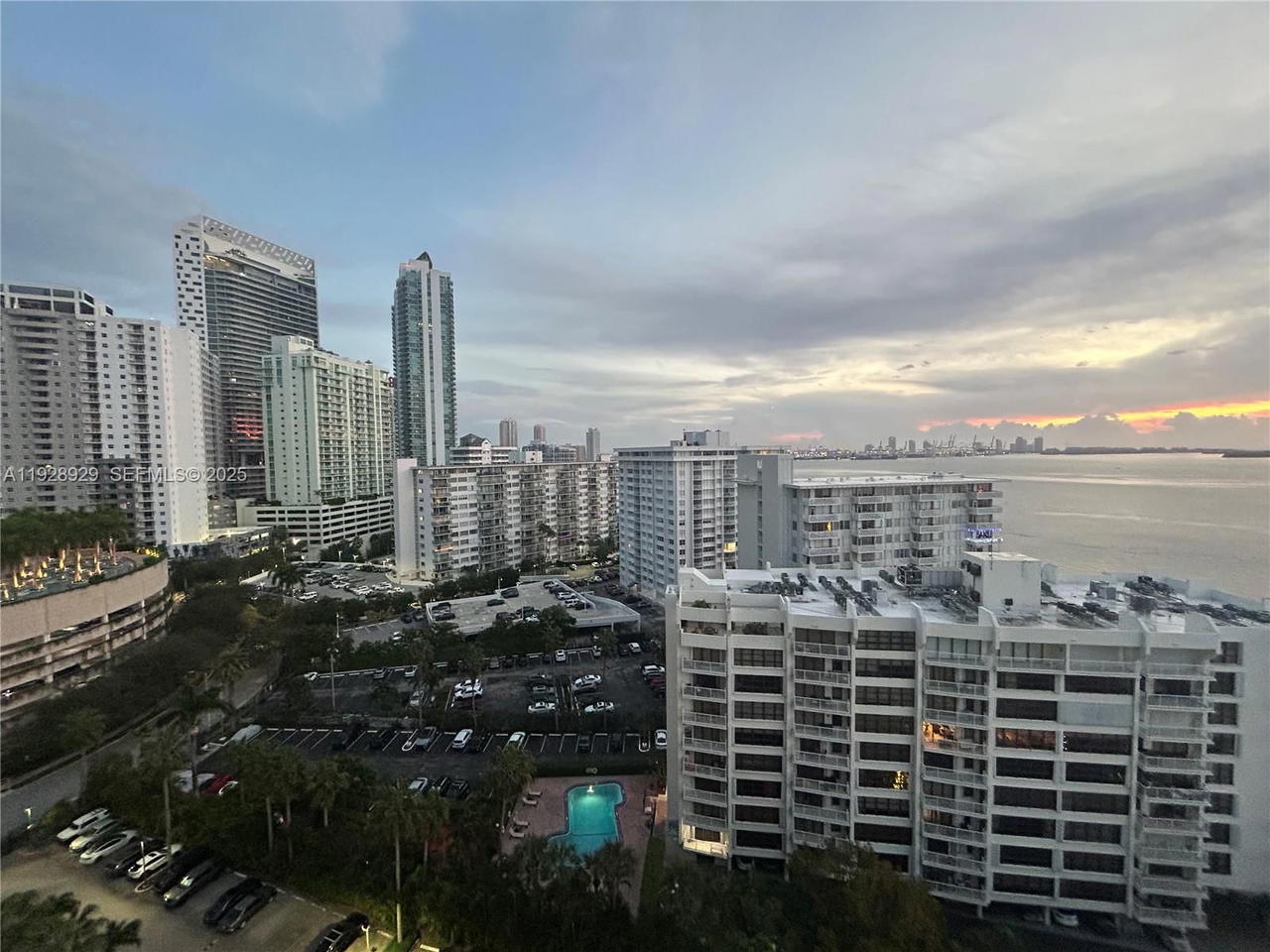 Real estate property located at 1450 Brickell Bay Dr #1706, Miami-dade, Costa Bella Condo, Miami, FL