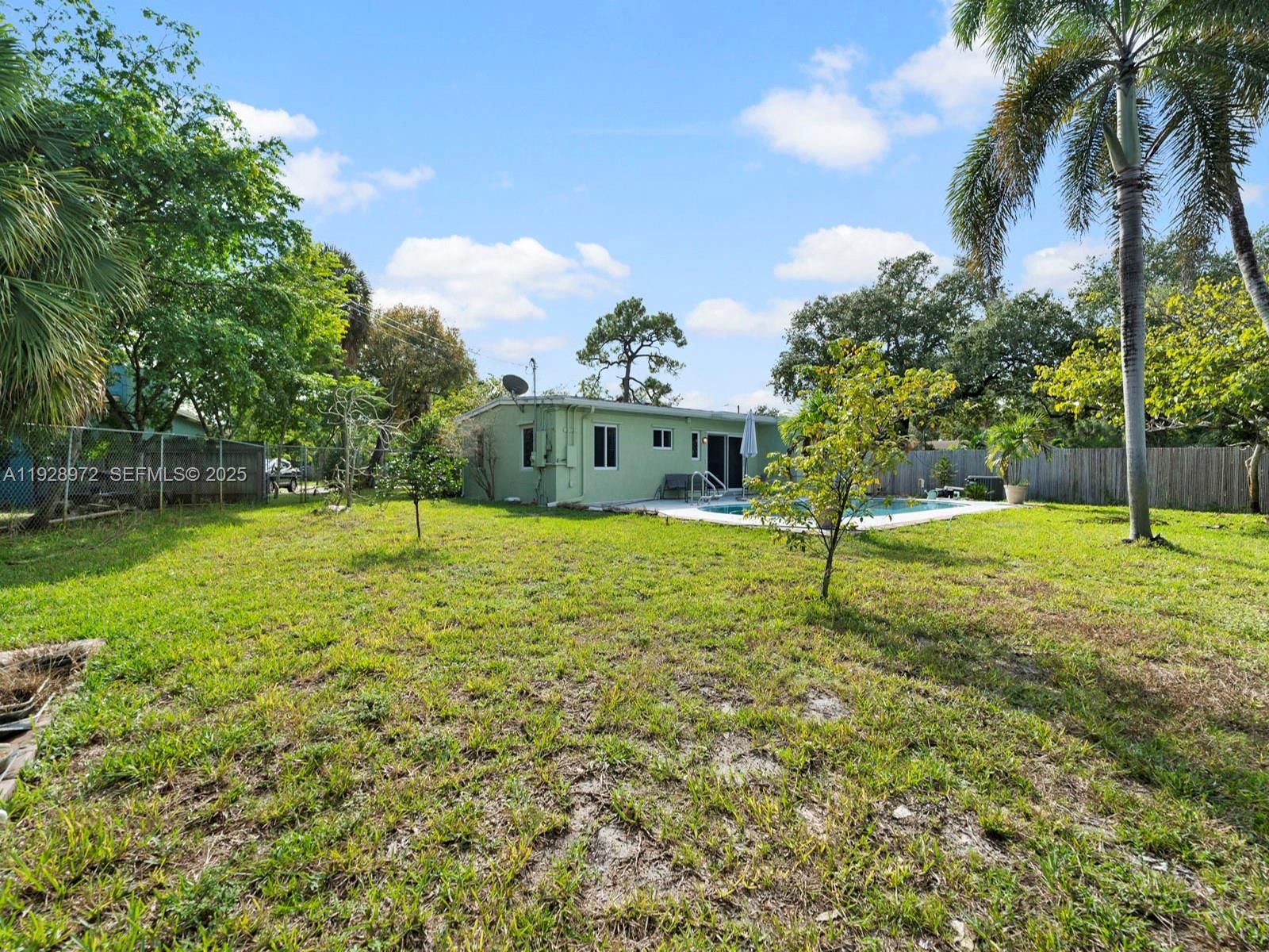 Real estate property located at 2133 1st Ct, Broward, Woodland Park Amd Plat, Fort Lauderdale, FL
