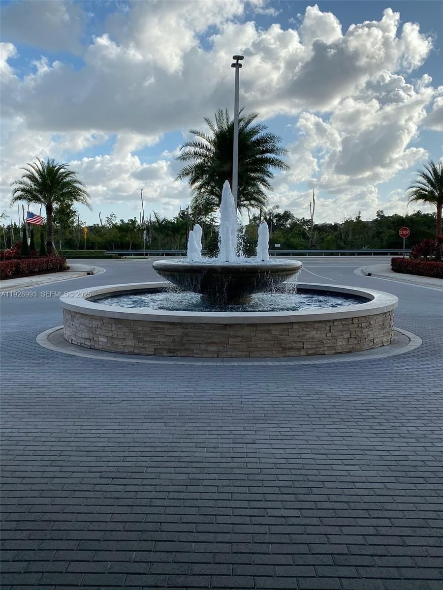 Real estate property located at 8800 97th Ave #206, Miami-dade, St Maarten At Grand Bay, Doral, FL