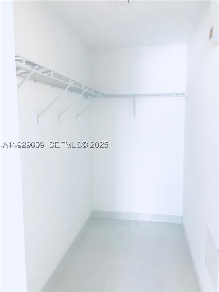 Real estate property located at 2651 212th Ter #400, Miami-dade, Weitzer Aventura Place Co, Miami, FL