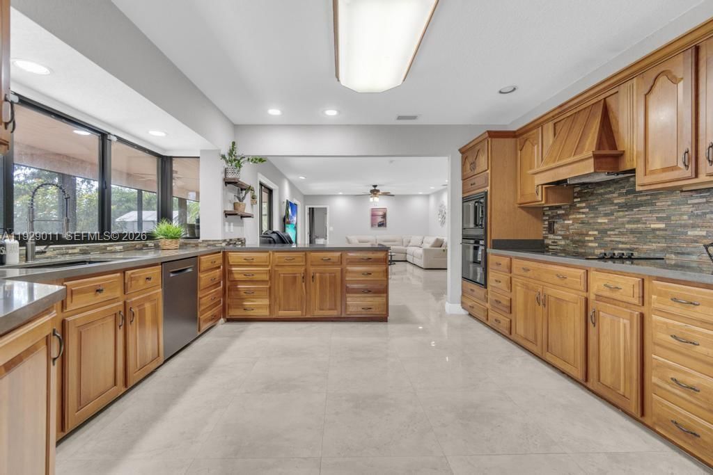 Real estate property located at 16900 276th St, Miami-dade, The Redlands Sec 1, Homestead, FL