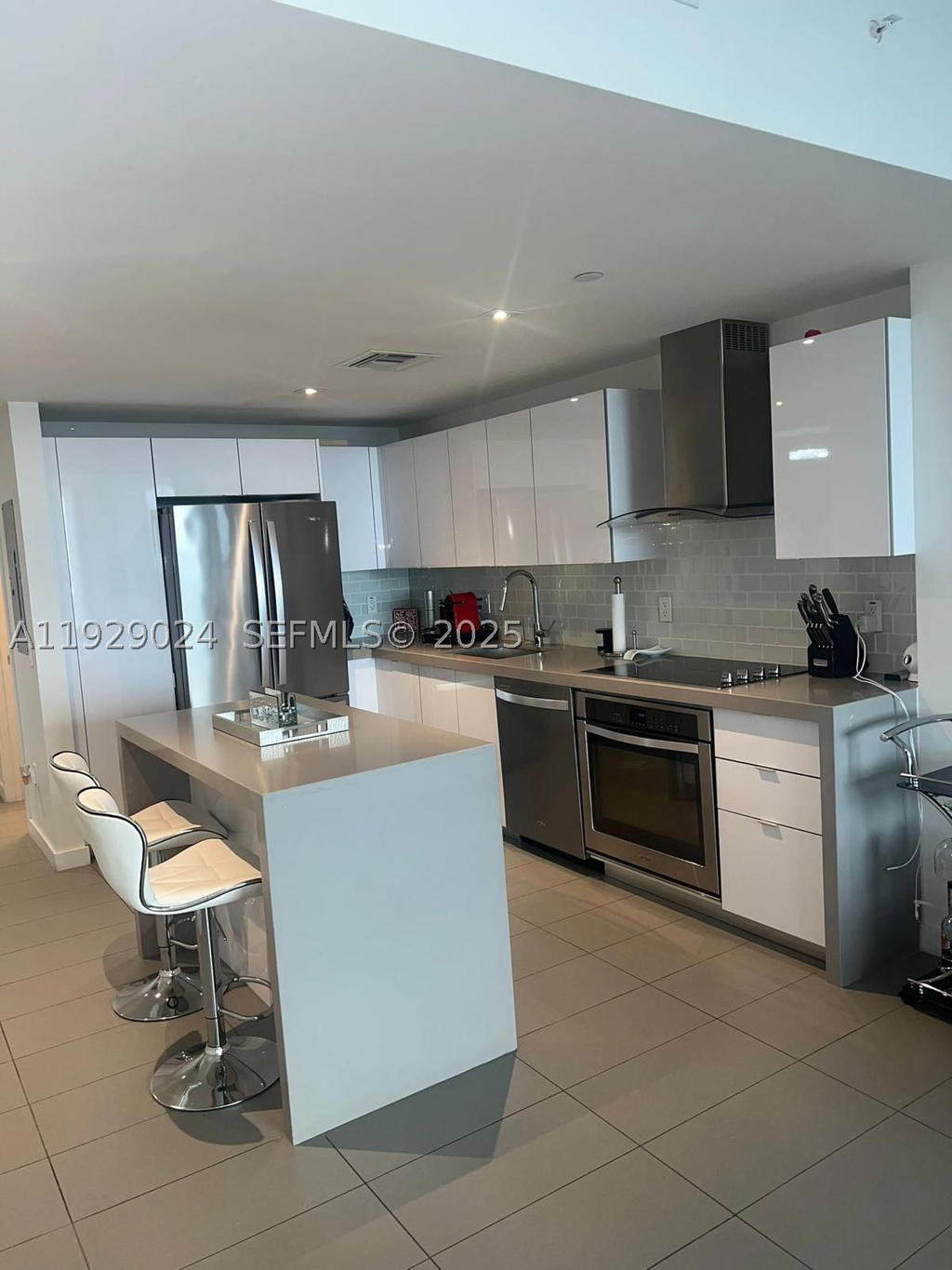 Real estate property located at 1600 1st Ave #3012, Miami-dade, Canvas Condo, Miami, FL