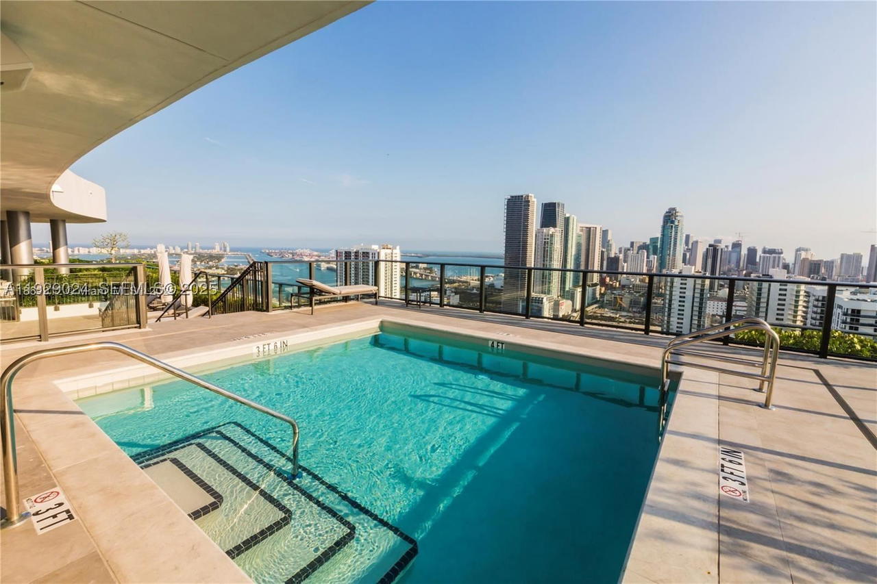 Real estate property located at 1600 1st Ave #3012, Miami-dade, Canvas Condo, Miami, FL