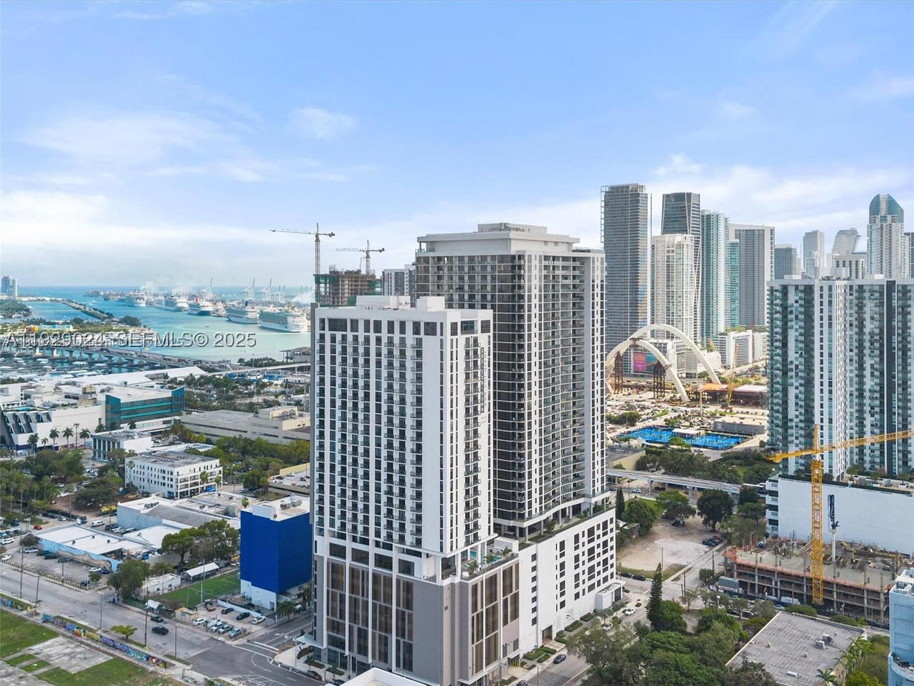 Real estate property located at 1600 1st Ave #3012, Miami-dade, Canvas Condo, Miami, FL