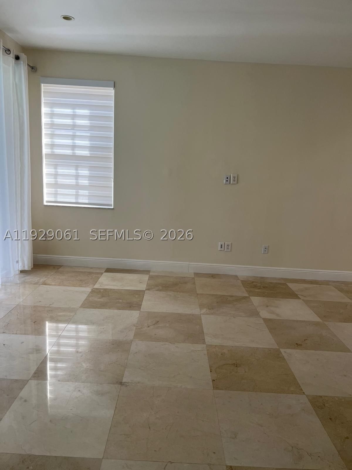 Real estate property located at 574 159th Ave, Broward, Towngate, Pembroke Pines, FL