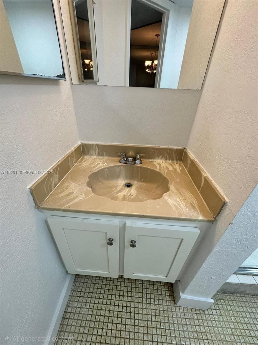 Real estate property located at 8001 Fairview Dr #101, Broward, Versailles Gardens Condo, Tamarac, FL