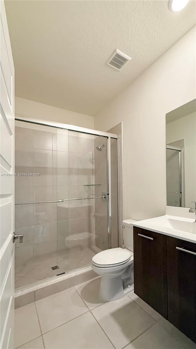 Real estate property located at 4654 84th Ave, Miami-dade, Downtown Doral South Phas, Doral, FL