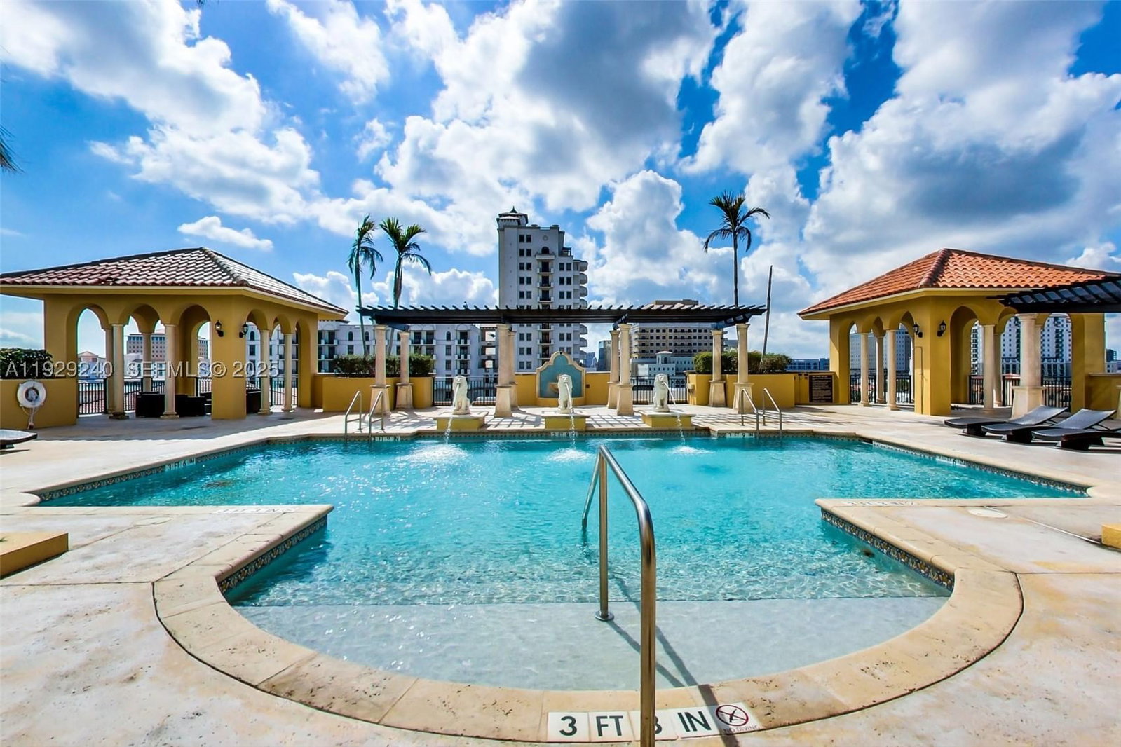 Real estate property located at 1607 Ponce De Leon Blvd #12E, Miami-dade, The Ponce De Leon Condo, Coral Gables, FL