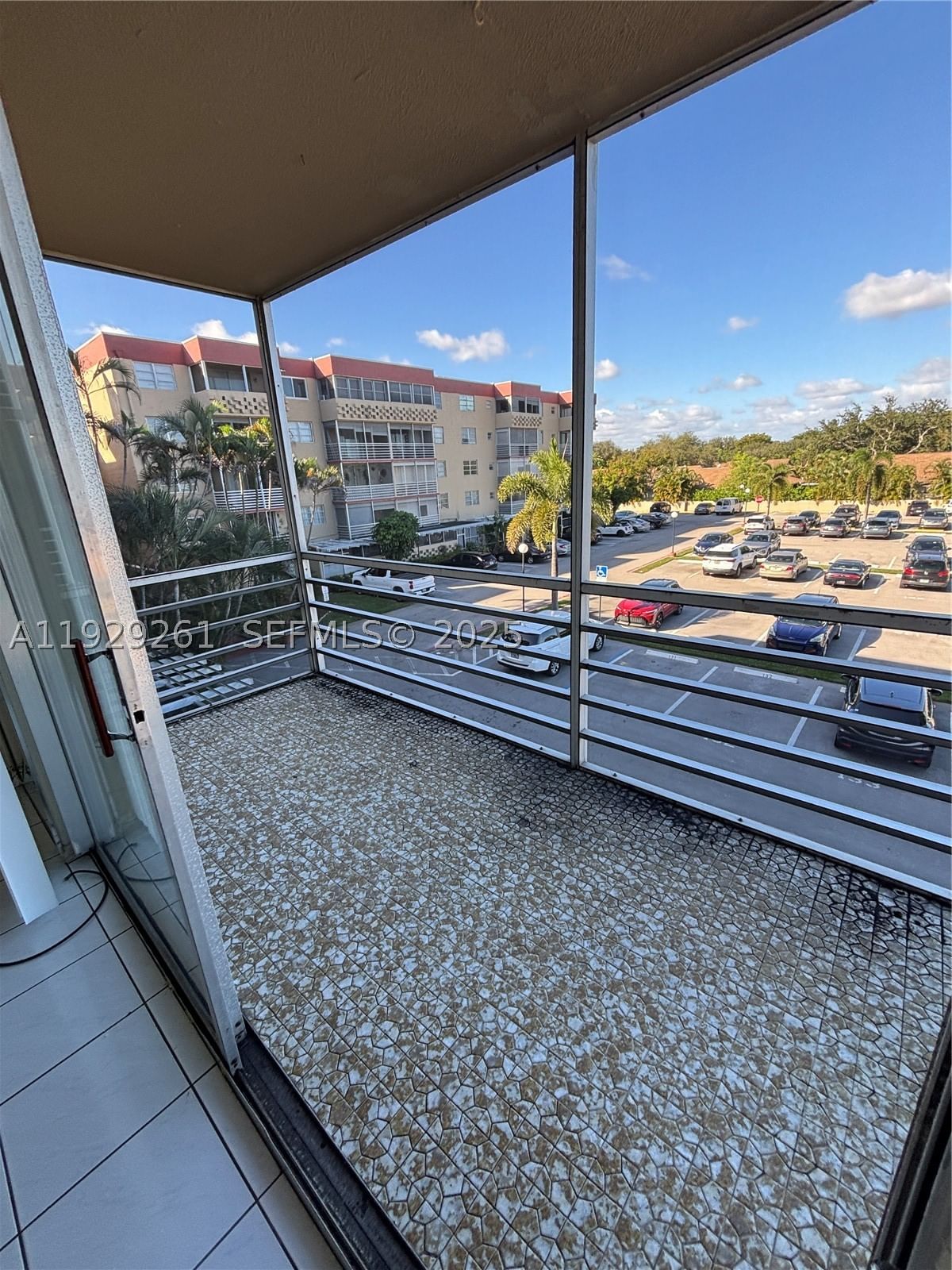 Real estate property located at 406 68th Ave #317, Broward, Polynesian Gardens Condom, Plantation, FL