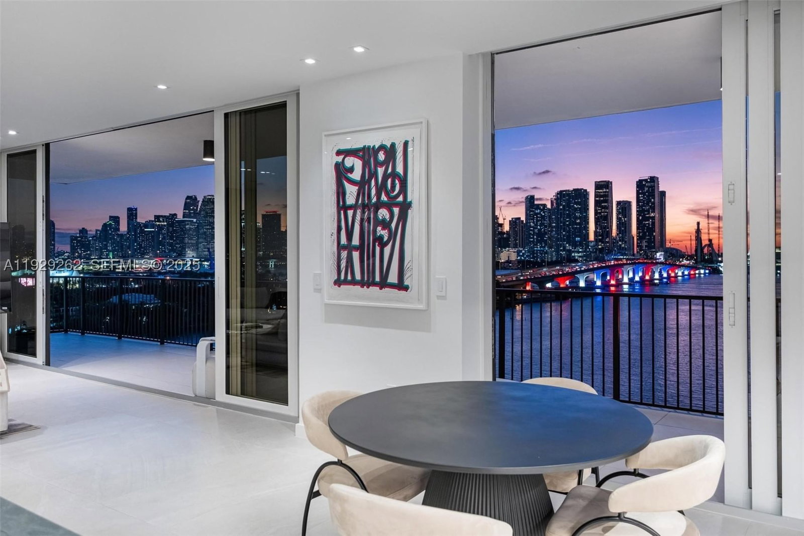 Real estate property located at 1000 Venetian Way #1004, Miami-dade, One Thousand Venetian Way, Miami, FL