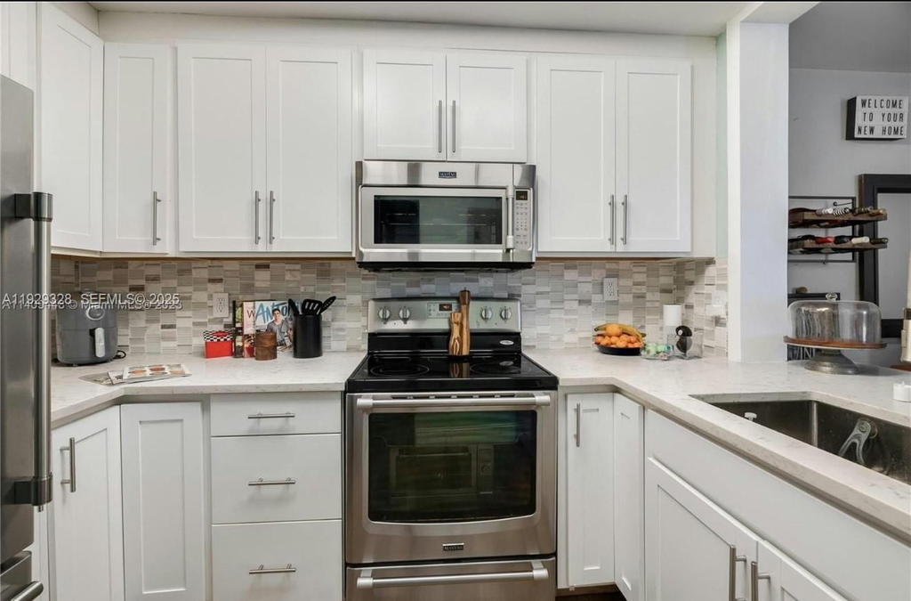 Real estate property located at 7173 Orange Dr #214B, Broward, Country Pines Condo, Davie, FL