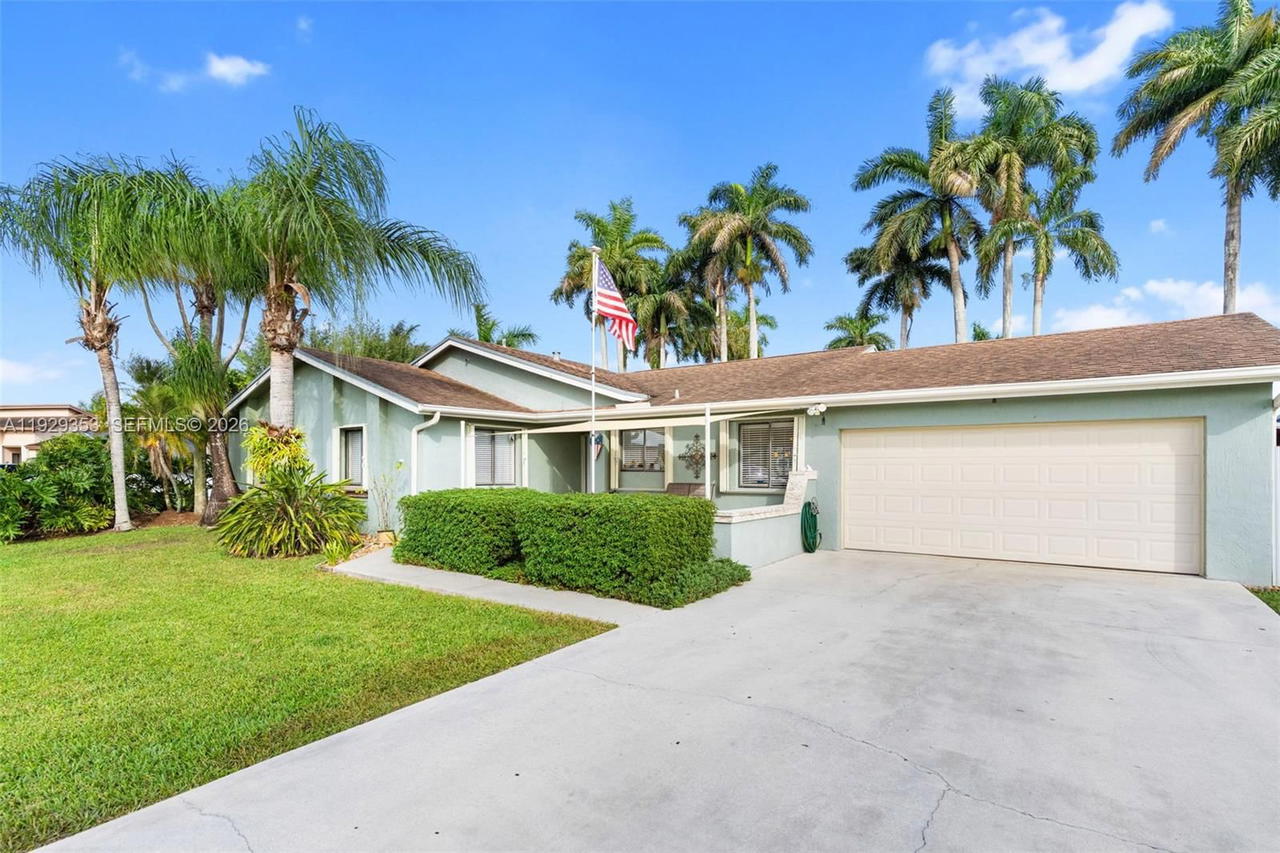 Real estate property located at 18561 127th Pl, Miami-dade, Park Estates Sec 2, Miami, FL