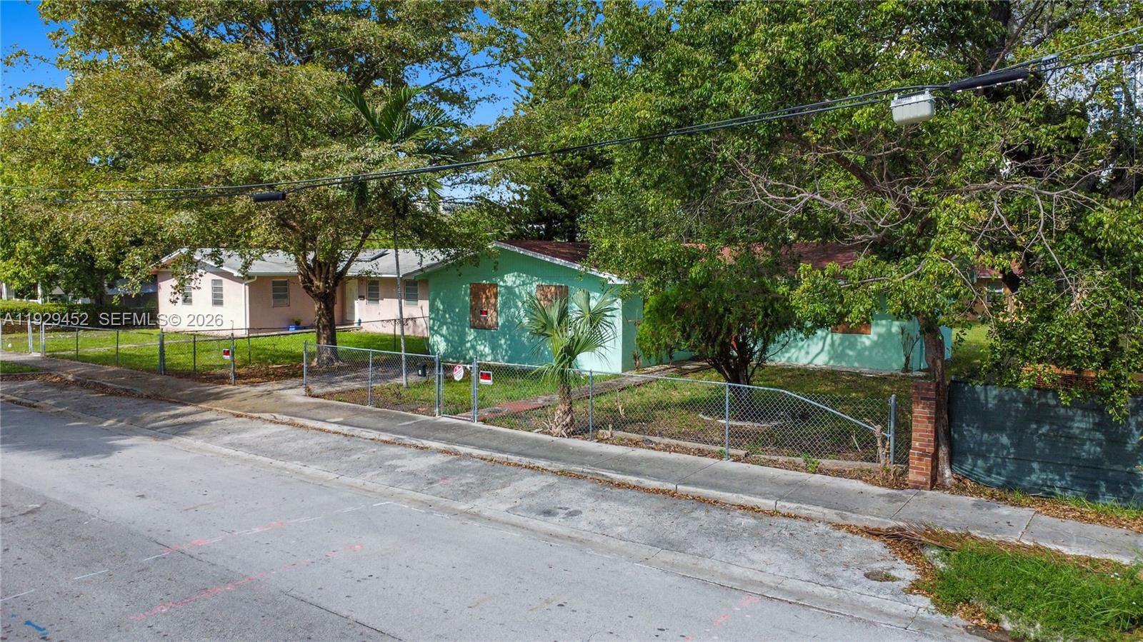 Real estate property located at 3715 Oak Ave, Miami-dade, Percival Gardens 1st Addn, Miami, FL