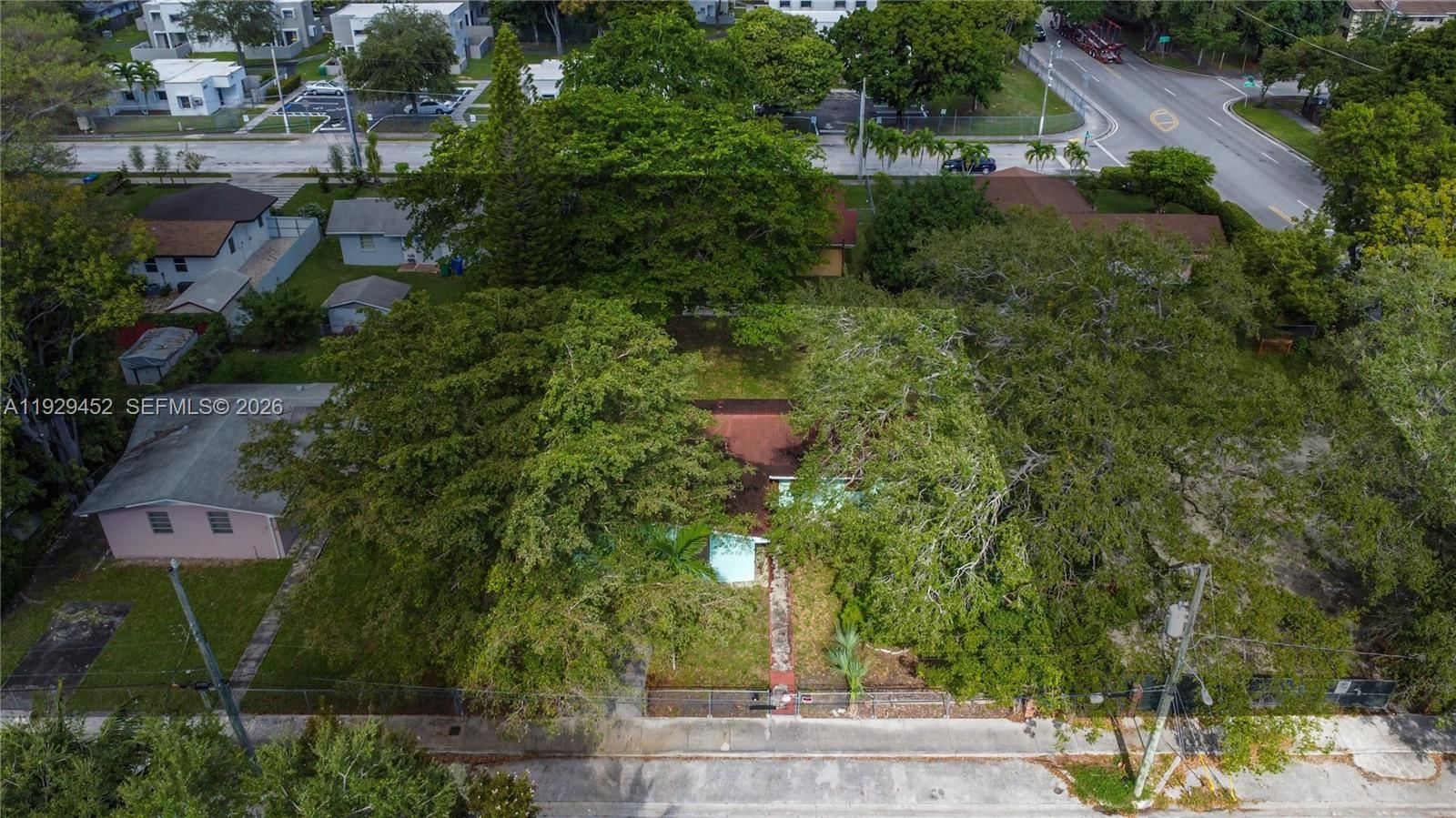 Real estate property located at 3715 Oak Ave, Miami-dade, Percival Gardens 1st Addn, Miami, FL