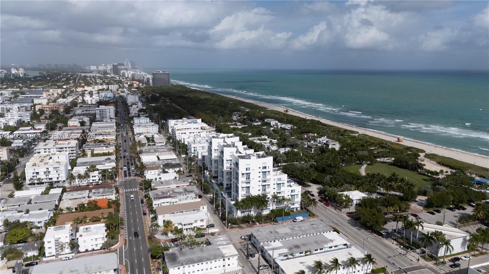 Real estate property located at 7600 Collins Ave #709, Miami-dade, Oceanblue Condo Of Miami, Miami Beach, FL
