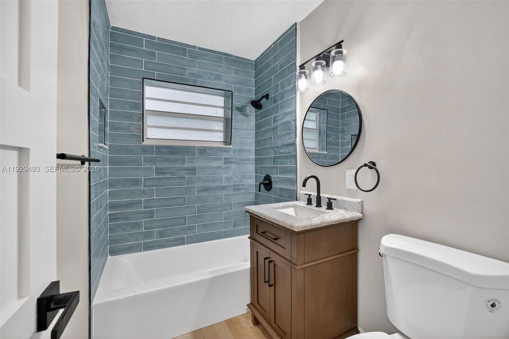 Real estate property located at 1015 17th Ct, Broward, Lauderdale Park 6-33 1/2, Fort Lauderdale, FL
