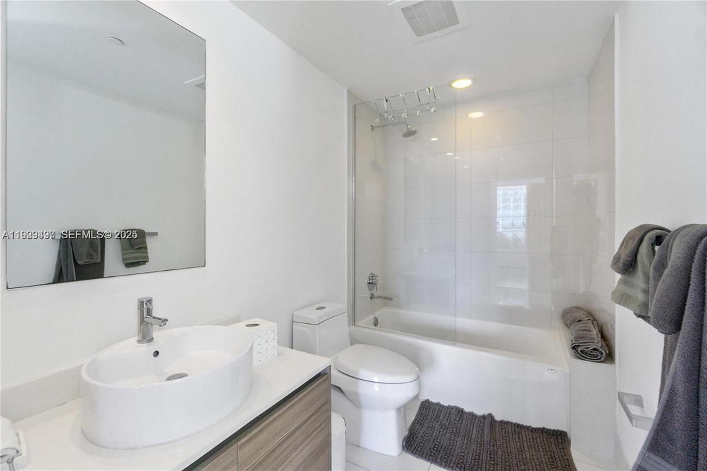 Real estate property located at 121 34th St #1203, Miami-dade, 3401 Midtown Condo, Miami, FL