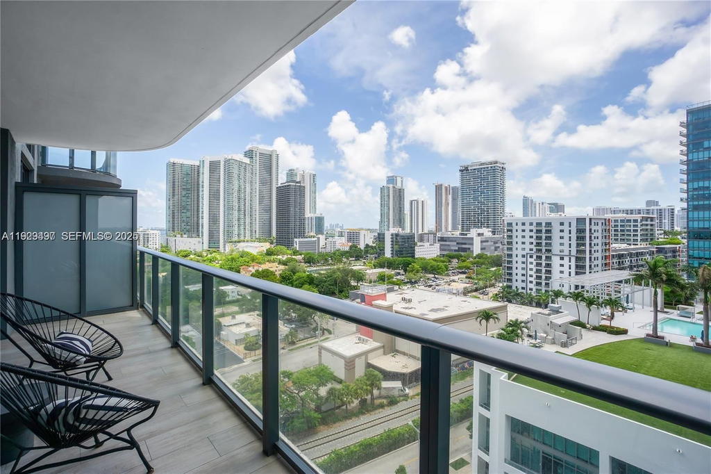 Real estate property located at 121 34th St #1203, Miami-dade, 3401 Midtown Condo, Miami, FL