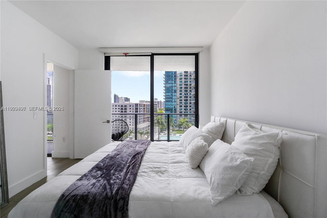 Real estate property located at 121 34th St #1203, Miami-dade, 3401 Midtown Condo, Miami, FL