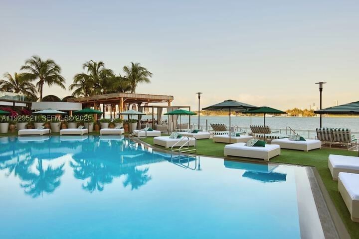 Real estate property located at 1100 West Ave PH 1601, Miami-dade, 1100 West Condo, Miami Beach, FL