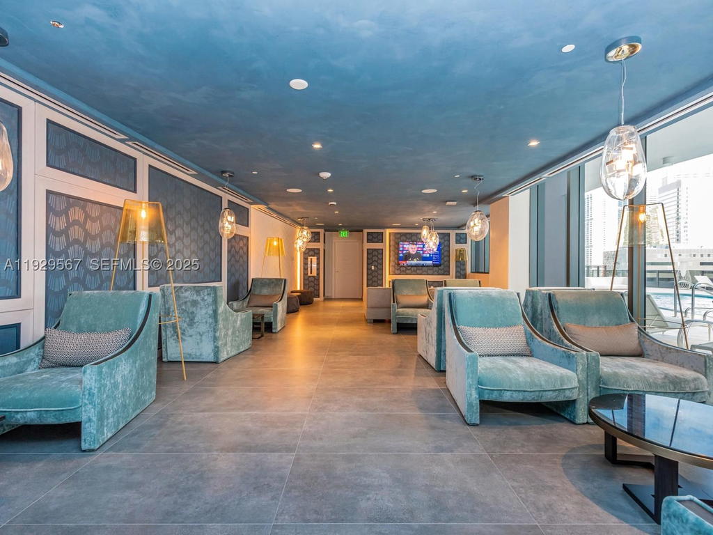 Real estate property located at 1000 Brickell Plz #4005, Miami-dade, Brickell Flatiron Condo, Miami, FL