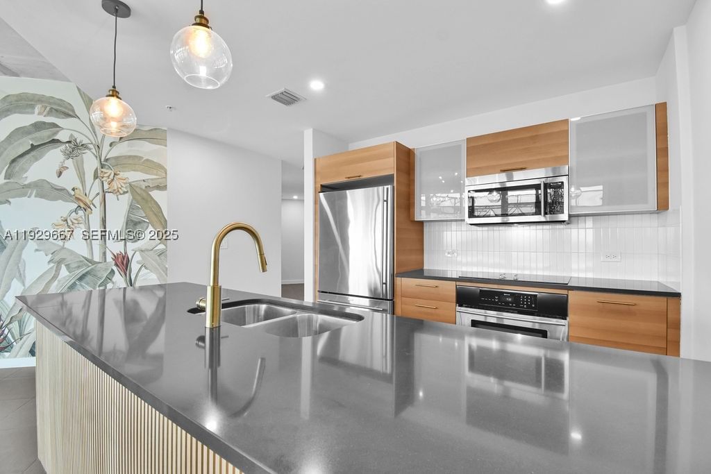 Real estate property located at 3301 1st Ave H2509, Miami-dade, Four Midtown Miami Condo, Miami, FL