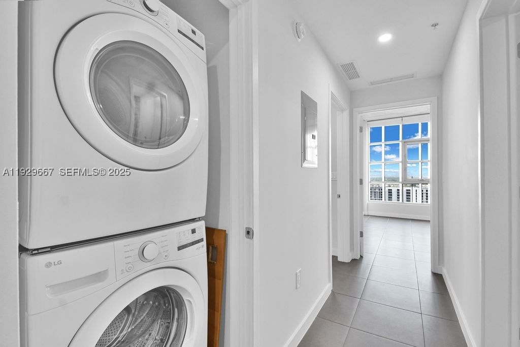 Real estate property located at 3301 1st Ave H2509, Miami-dade, Four Midtown Miami Condo, Miami, FL