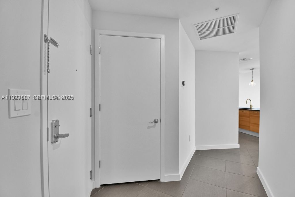 Real estate property located at 3301 1st Ave H2509, Miami-dade, Four Midtown Miami Condo, Miami, FL