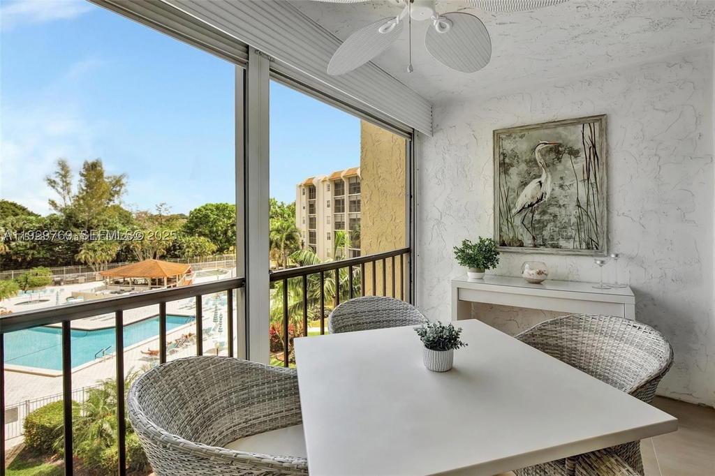 Real estate property located at 3930 Inverrary Blvd #405-D, Broward, 18th Hole At Inverrary Co, Lauderhill, FL