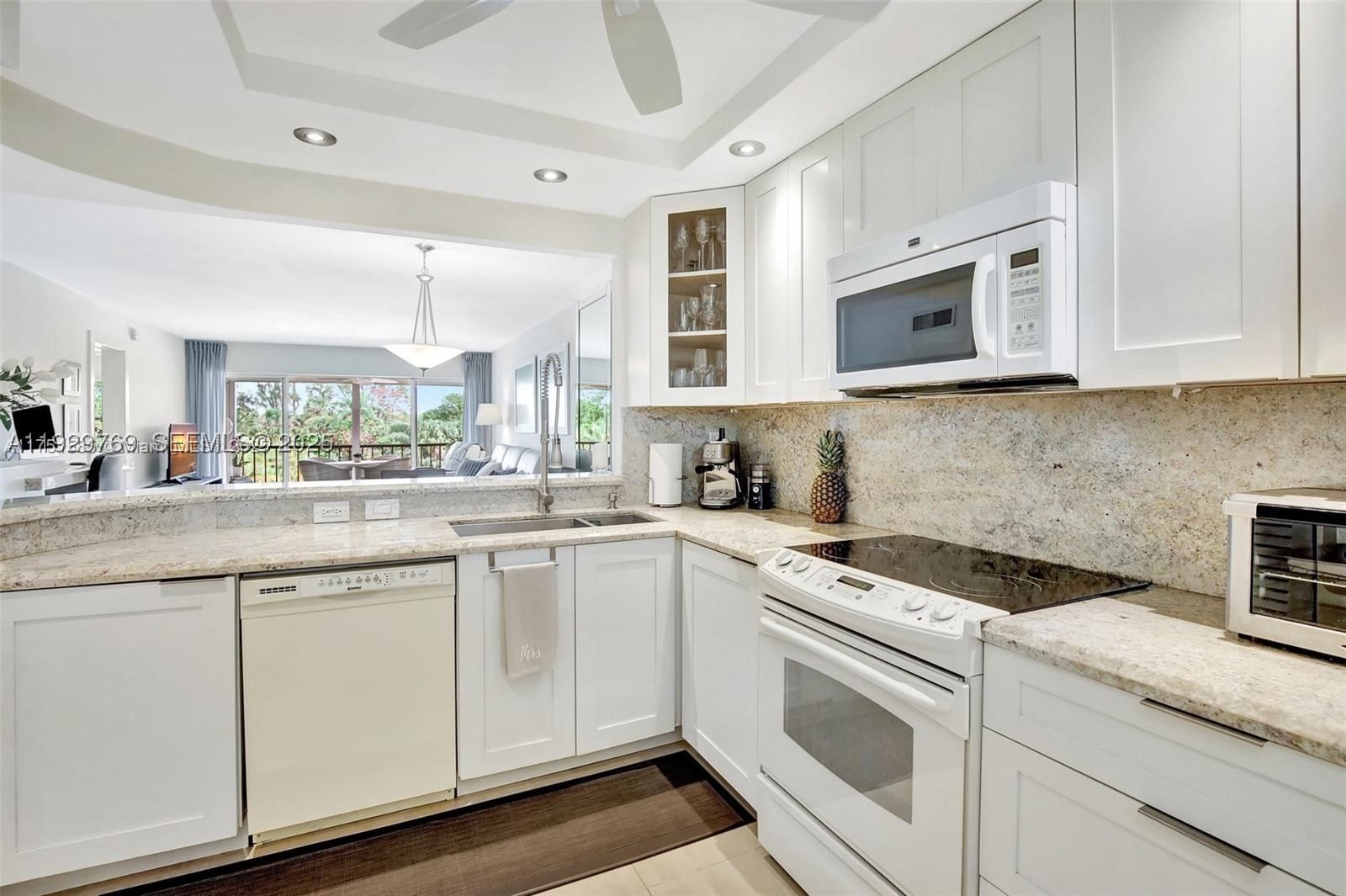 Real estate property located at 3930 Inverrary Blvd #405-D, Broward, 18th Hole At Inverrary Co, Lauderhill, FL