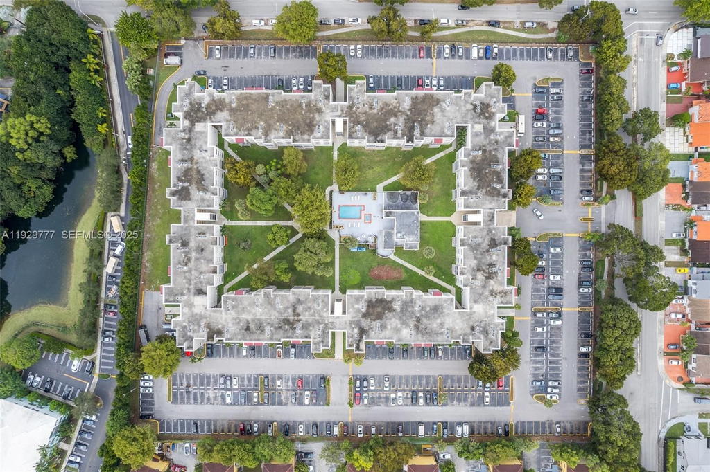 Real estate property located at 8006 149th Ave D109, Miami-dade, Pepermill Kendale Lakes, Miami, FL