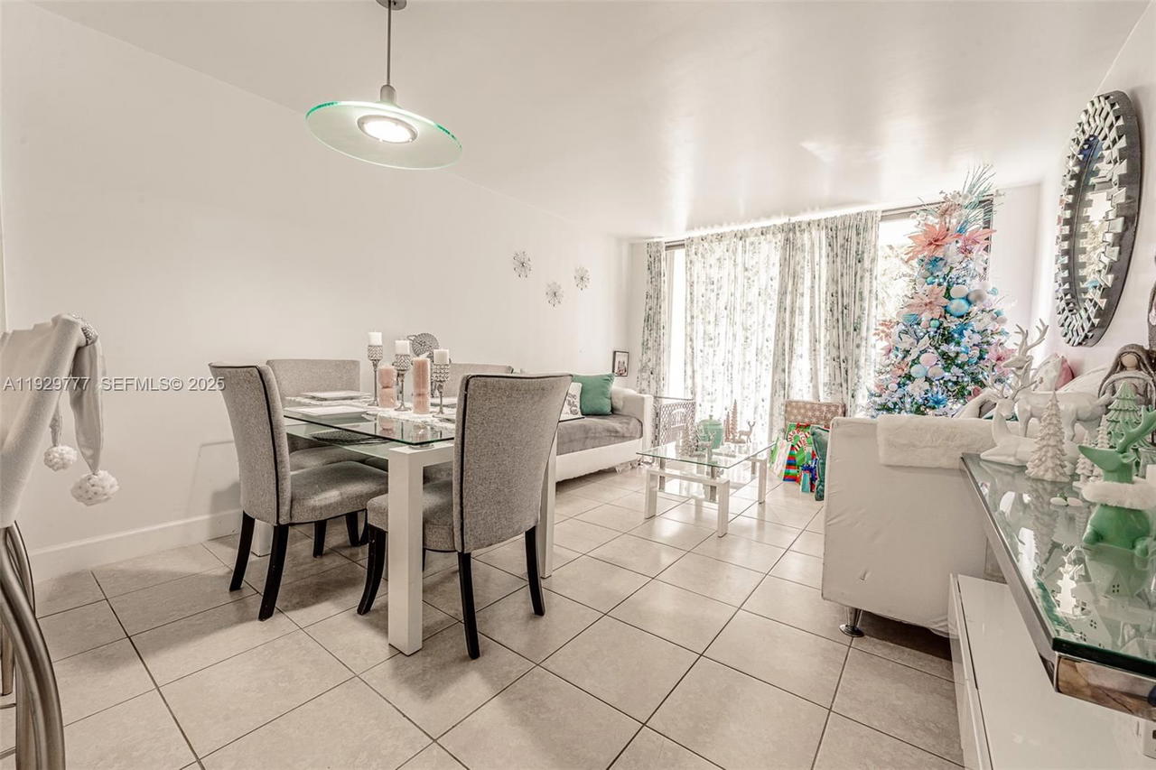 Real estate property located at 8006 149th Ave D109, Miami-dade, Pepermill Kendale Lakes, Miami, FL