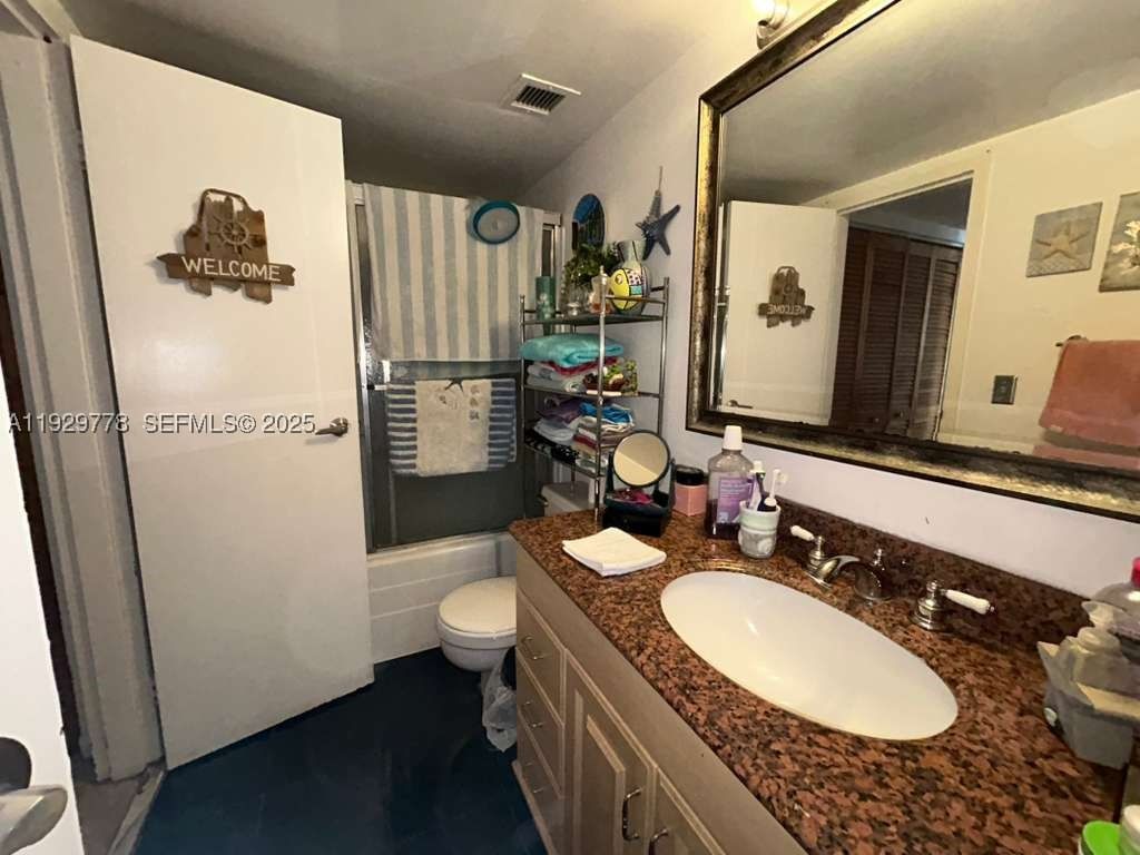 Real estate property located at 13499 Biscayne Blvd #1206, Miami-dade, Sailboat Cay Condo, North Miami, FL