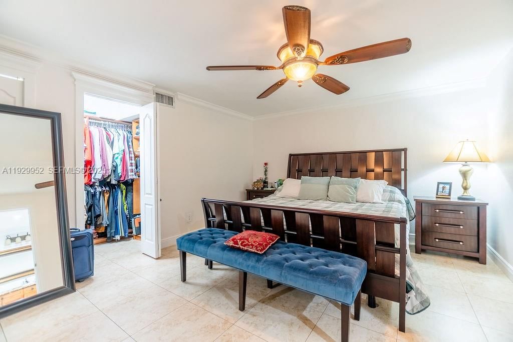 Real estate property located at 6541 Lake Como Ter, Miami-dade, Miami Lakes Sec One, Miami Lakes, FL