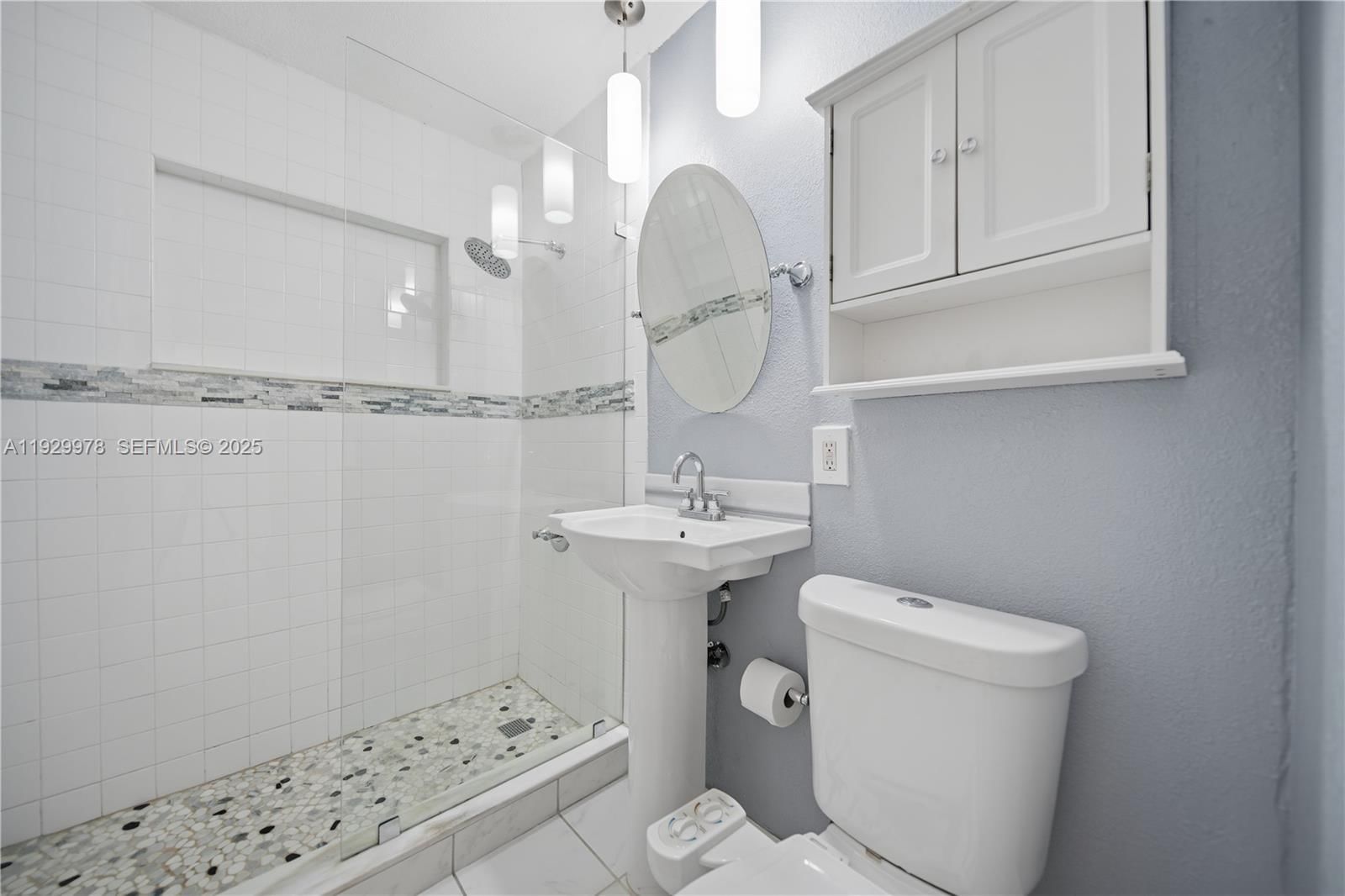 Real estate property located at 10730 51st Dr, Miami-dade, Westwood Lake 11th Addn, Miami, FL