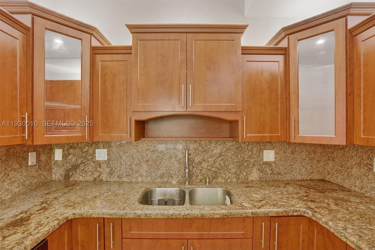 Real estate property located at 2913 13th St, Miami-dade, Mcallister Terr, Miami, FL