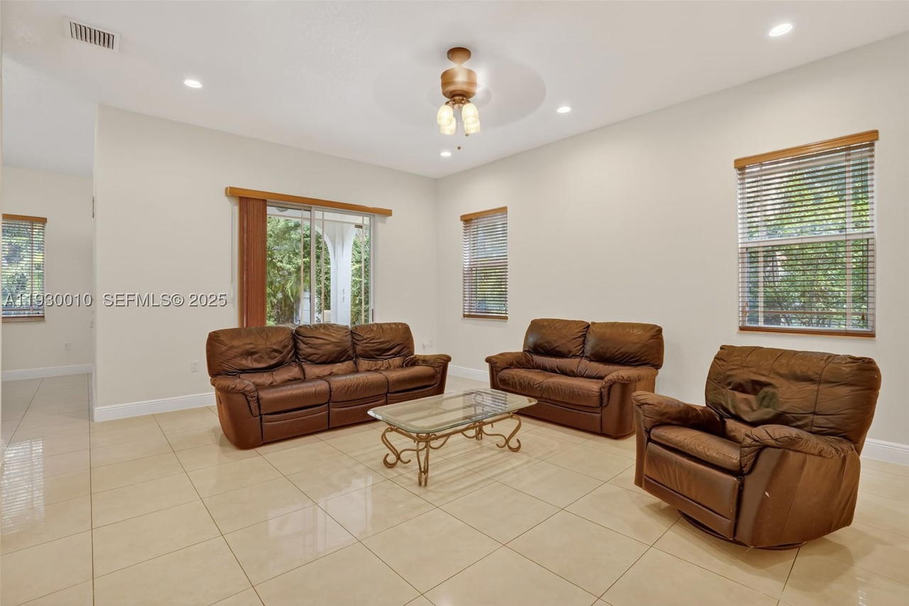 Real estate property located at 2913 13th St, Miami-dade, Mcallister Terr, Miami, FL