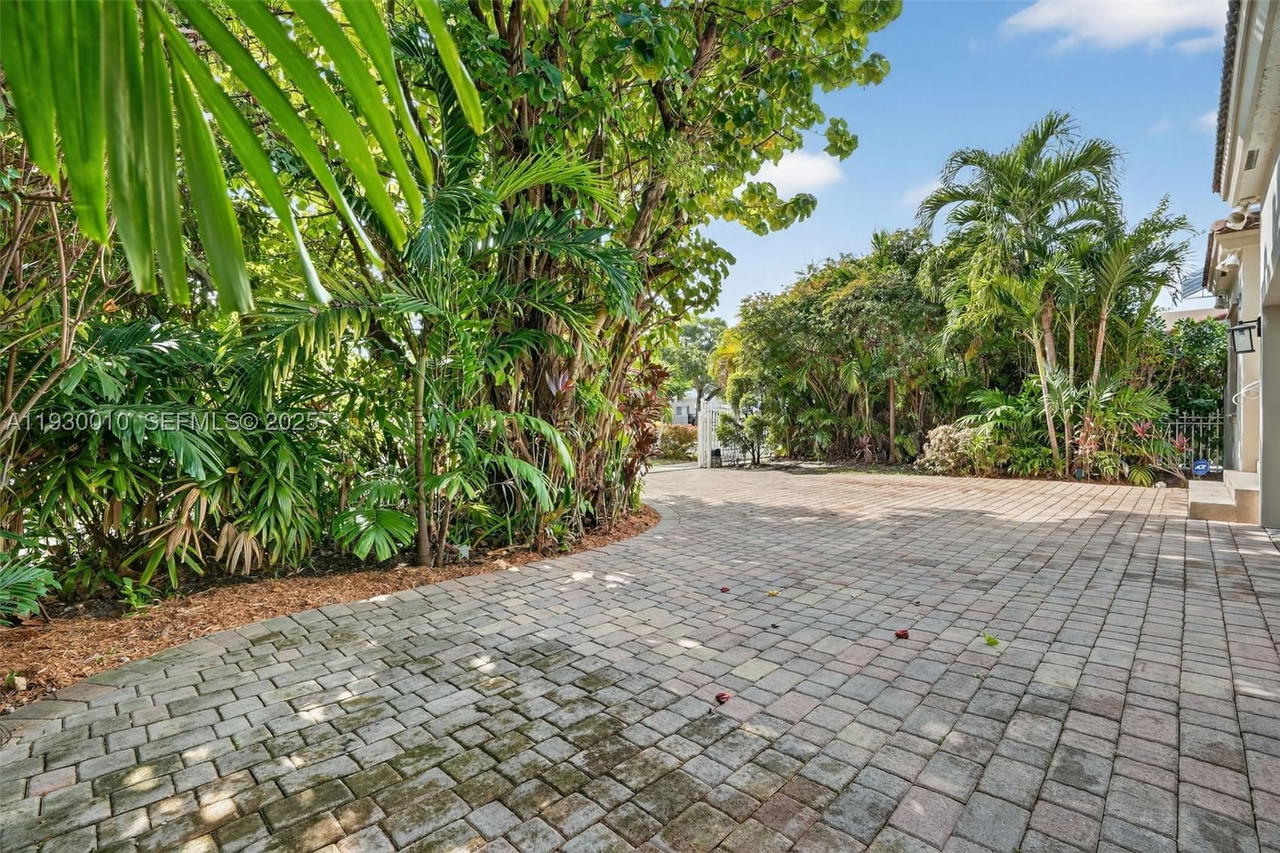 Real estate property located at 2913 13th St, Miami-dade, Mcallister Terr, Miami, FL