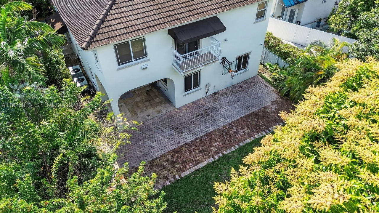 Real estate property located at 2913 13th St, Miami-dade, Mcallister Terr, Miami, FL