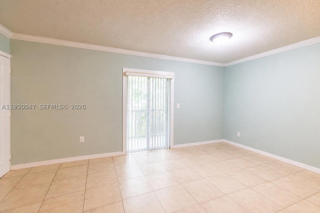 Real estate property located at 63 17th Pl #6, Miami-dade, Seventeenth Place Condo, Miami, FL