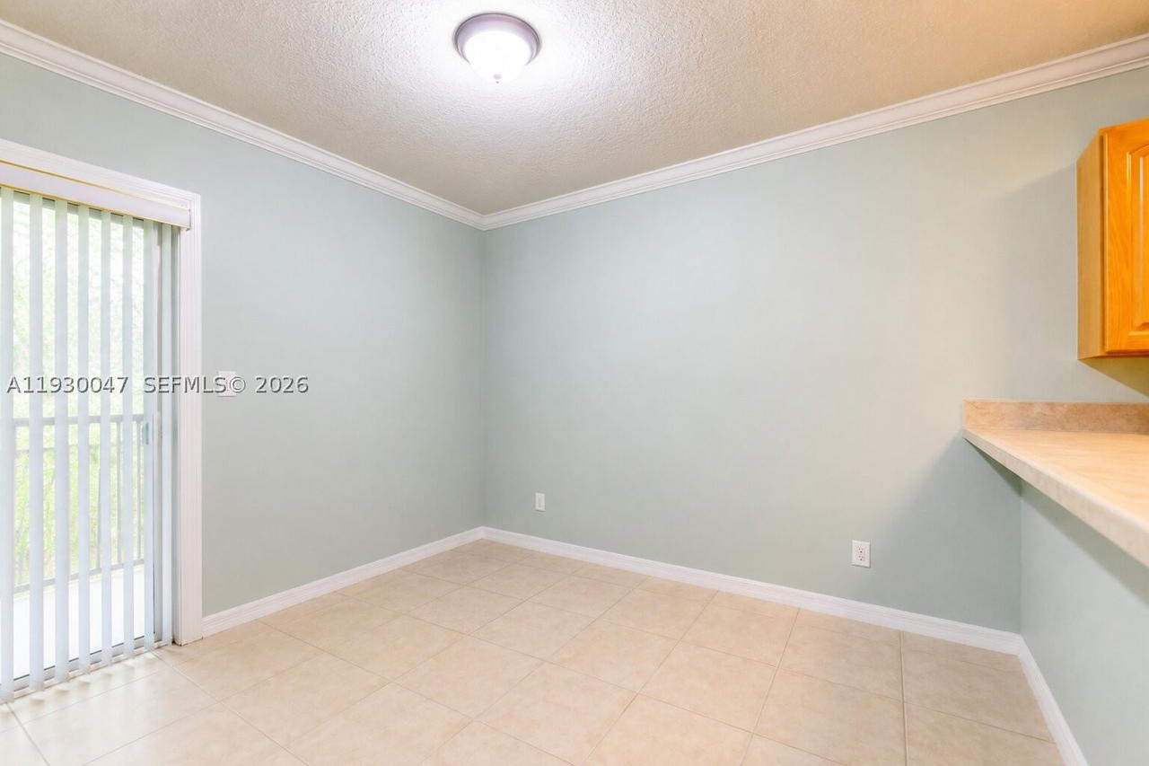 Real estate property located at 63 17th Pl #6, Miami-dade, Seventeenth Place Condo, Miami, FL