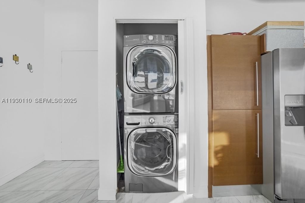 Real estate property located at 10 South River Dr #608, Miami-dade, Neo Condo, Miami, FL