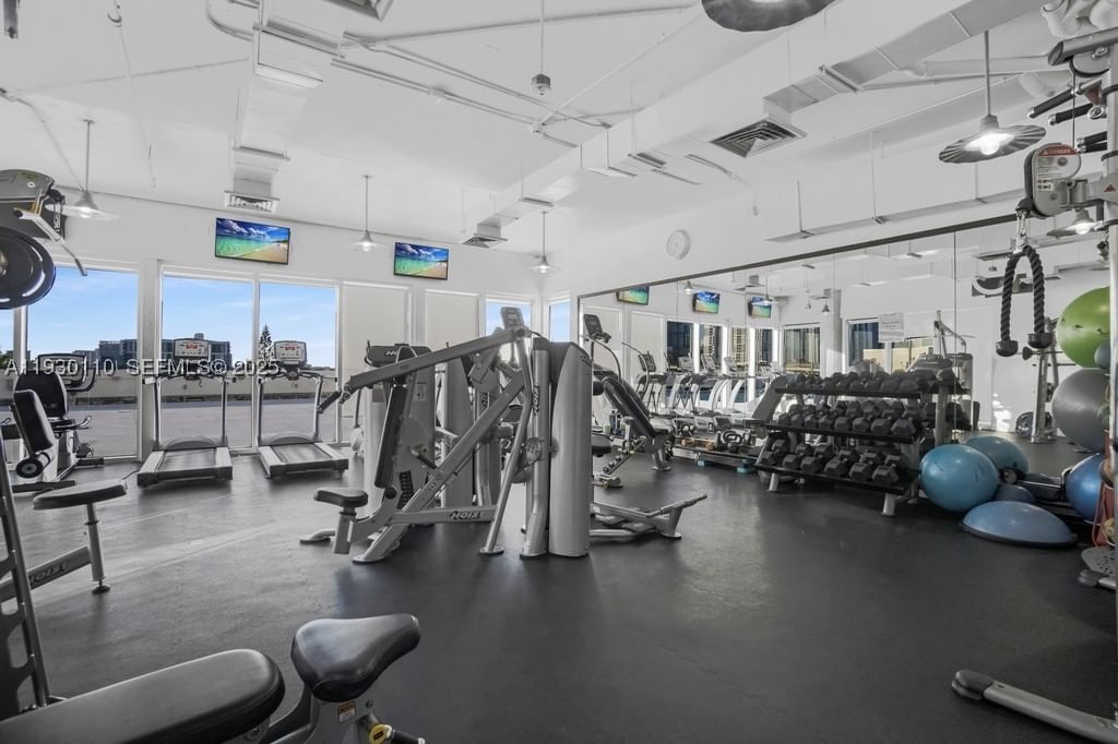 Real estate property located at 10 South River Dr #608, Miami-dade, Neo Condo, Miami, FL
