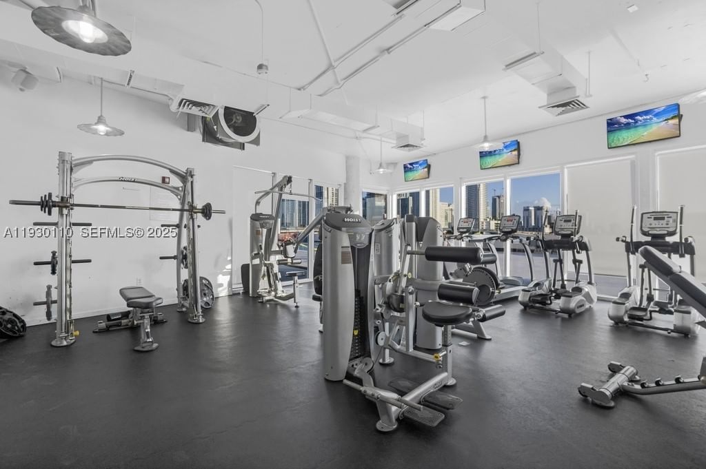 Real estate property located at 10 South River Dr #608, Miami-dade, Neo Condo, Miami, FL
